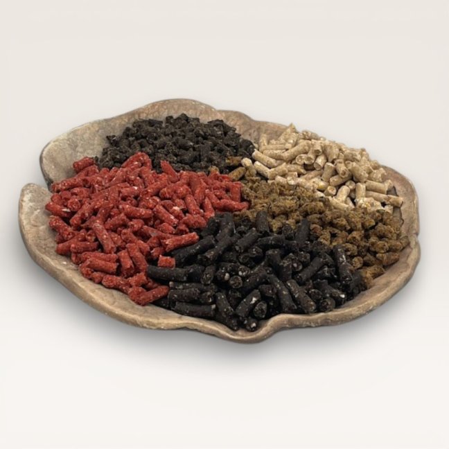 Pelety - 4 mm - Hmotnost: 1,0 kg, Velikost: 4 mm, Příchuť: Oplatkové