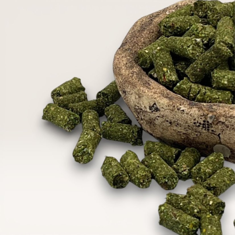 Pelety - 8 mm - Hmotnost: 3,0 kg, Velikost: 8 mm, Příchuť: Amur