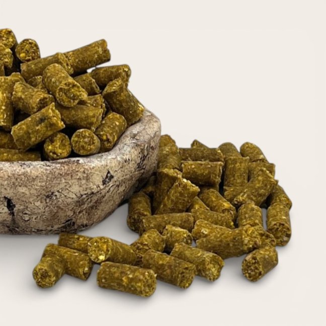 Pelety - 8 mm - Hmotnost: 10,0 kg, Velikost: 8 mm, Příchuť: Kukuřičné